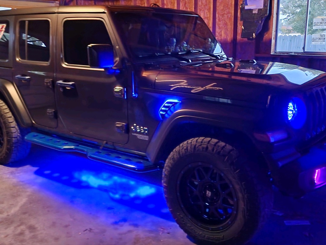 RGB+Amber Fender Vent Light For JEEP | XKCHROME SMARTPHONE APP